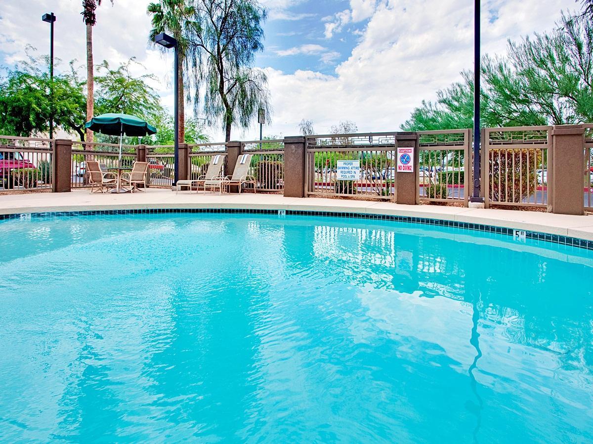Holiday Inn Express Peoria North - Glendale By Ihg Extérieur photo