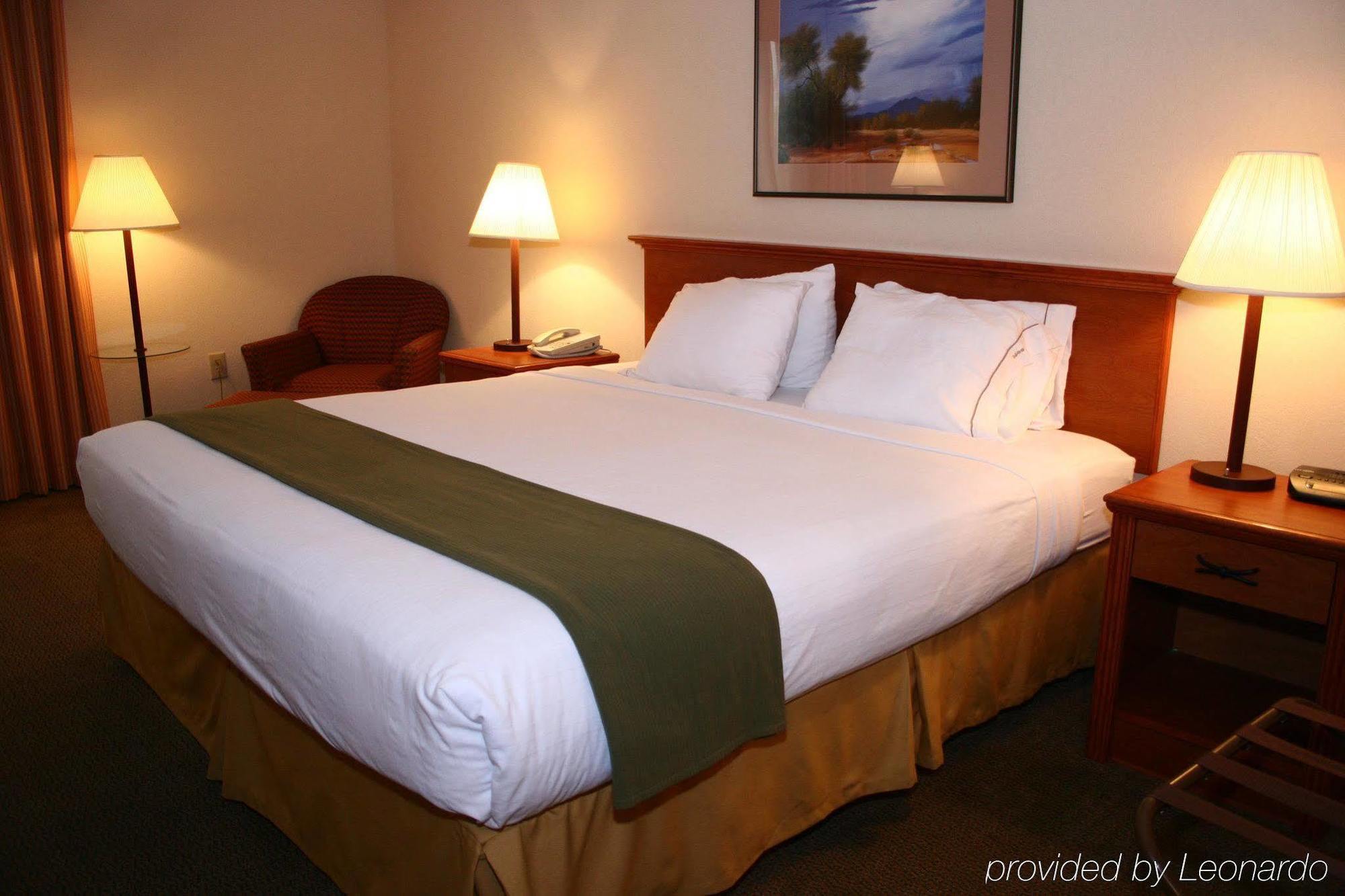 Holiday Inn Express Peoria North - Glendale By Ihg Extérieur photo